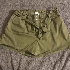 Ava & Viv Olive High Waist Women's Shorts